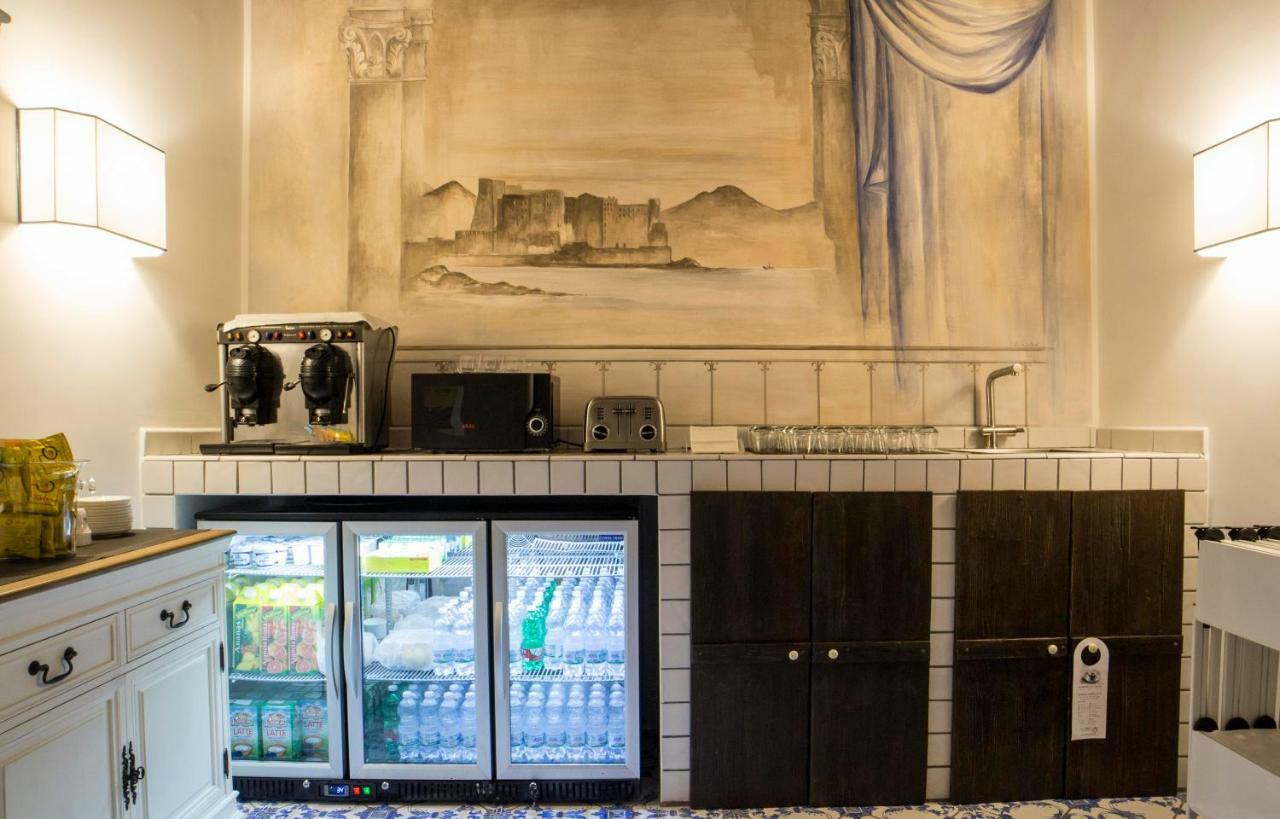 Morelli Suite Неаполь Экстерьер фото