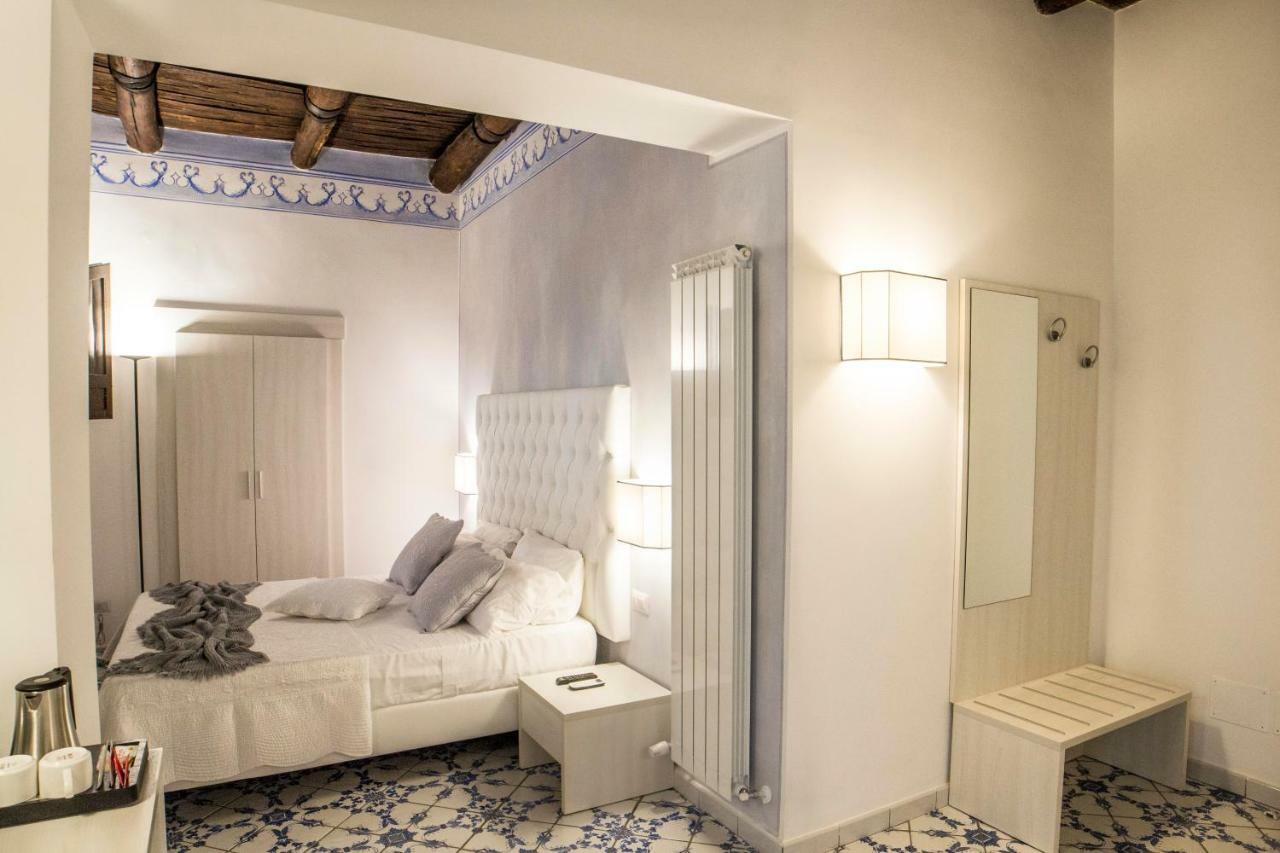 Morelli Suite Неаполь Экстерьер фото